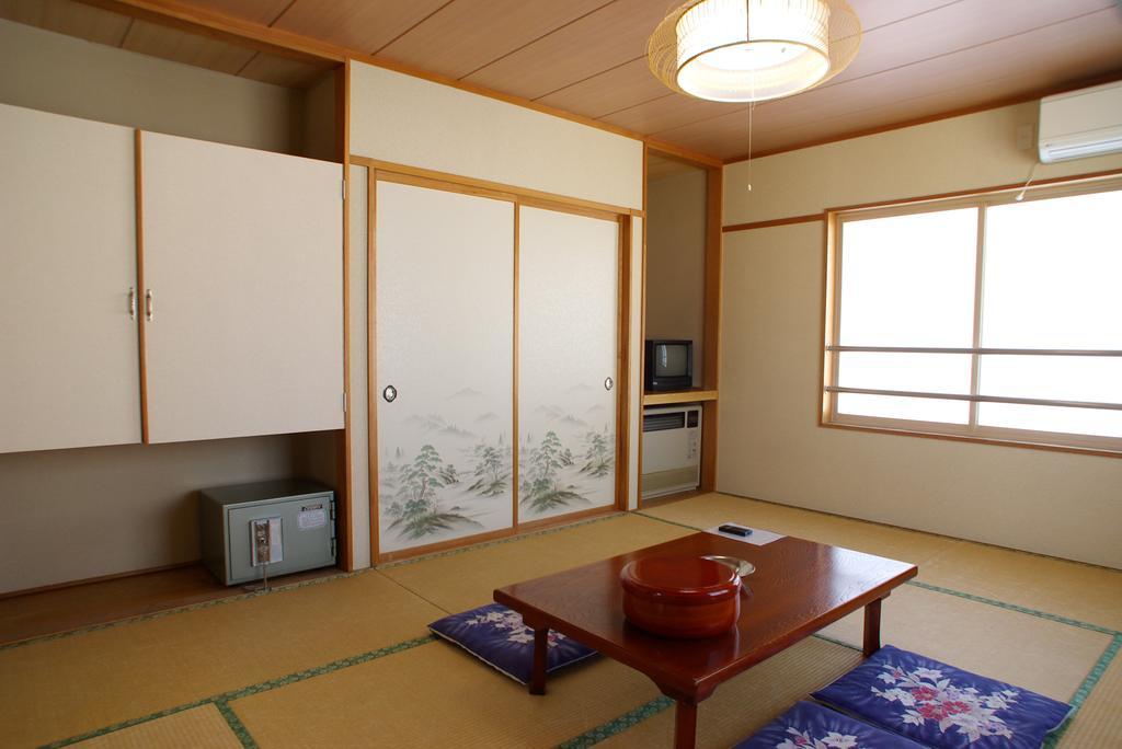 Hotel Elm Ishiuchi Minamiuonuma Bagian luar foto