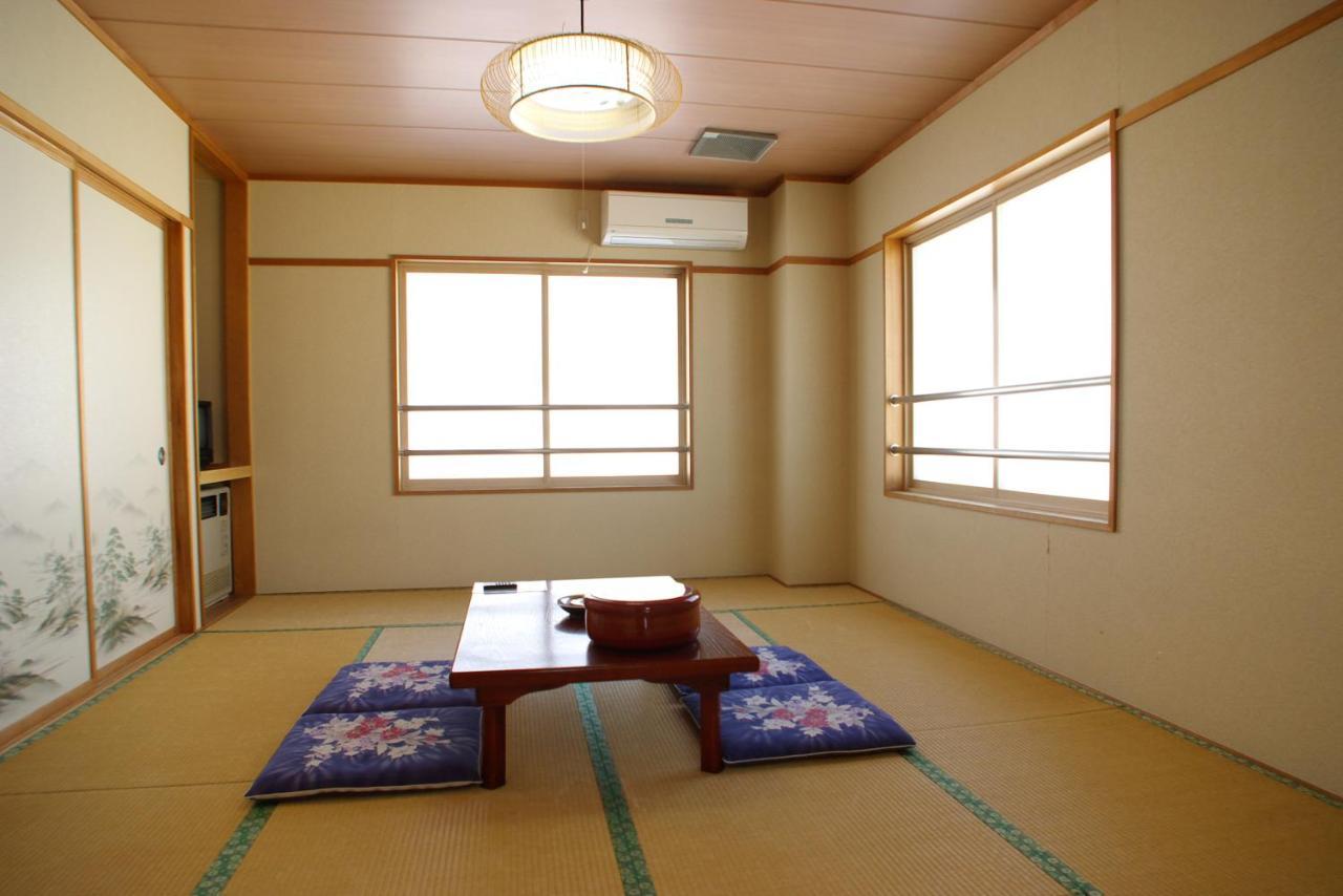 Hotel Elm Ishiuchi Minamiuonuma Bagian luar foto